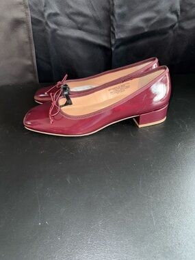 Time and Tru Women's Patent Leather Ballet Pump in Burgundy Size 11